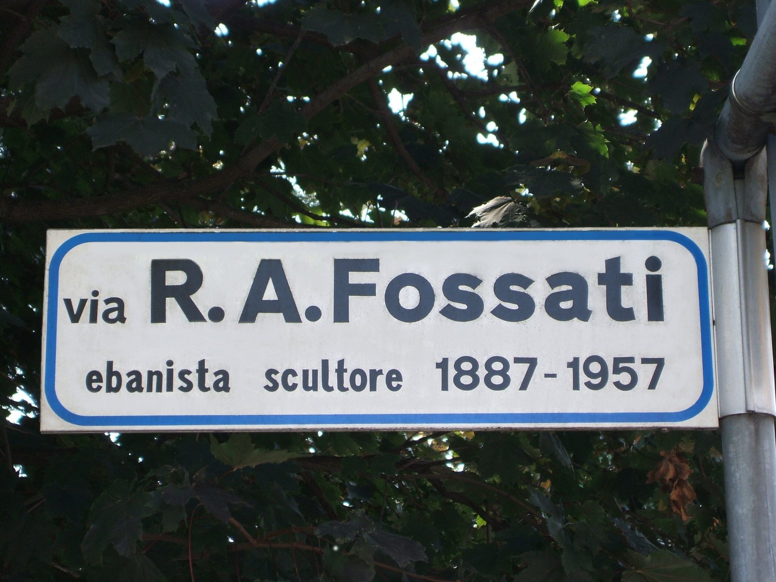 Articolo 176 Codice della Strada: Comportamenti durante la circolazione sulle autostrade e sulle strade extraurbane principali